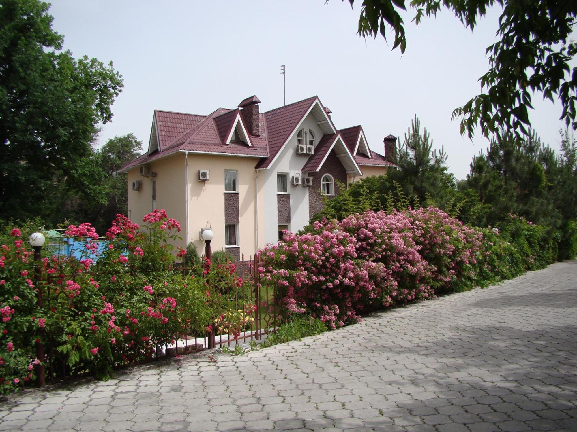 Asian Mountains Bishkek Exterior foto